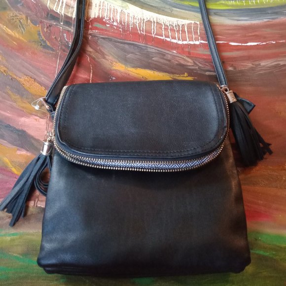 Black Leather Jessica Simpson Cross-body Bag - Picture 1 of 4